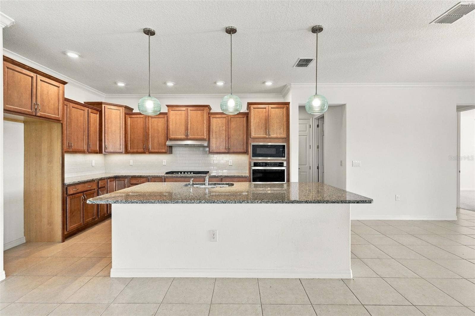 10378 SW 96TH LOOP, Ocala, FL 34481 Kitchen