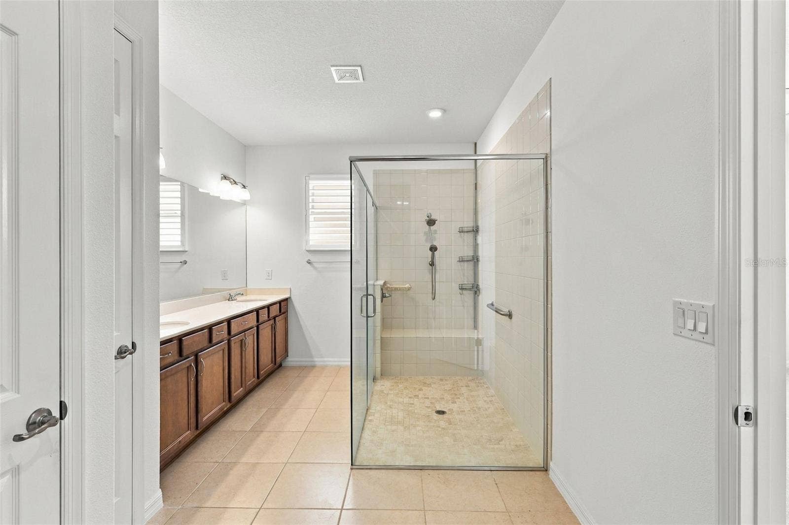 10378 SW 96TH LOOP, Ocala, FL 34481 Primary bathroom