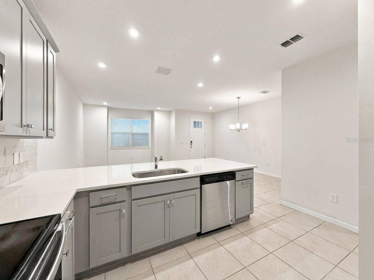 8867 HERENCIA ALLEY, Windermere, FL 34786 8867 HERENCIA ALLEY, Windermere, FL 34786