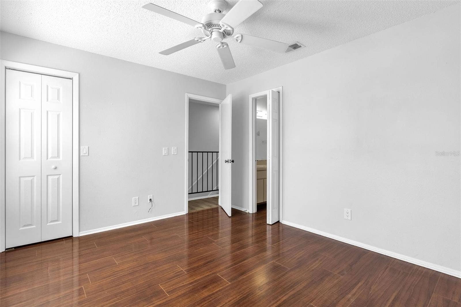 2037 WATERLEAF STREET, Orlando, FL 32837 2037 WATERLEAF STREET, Orlando, FL 32837
