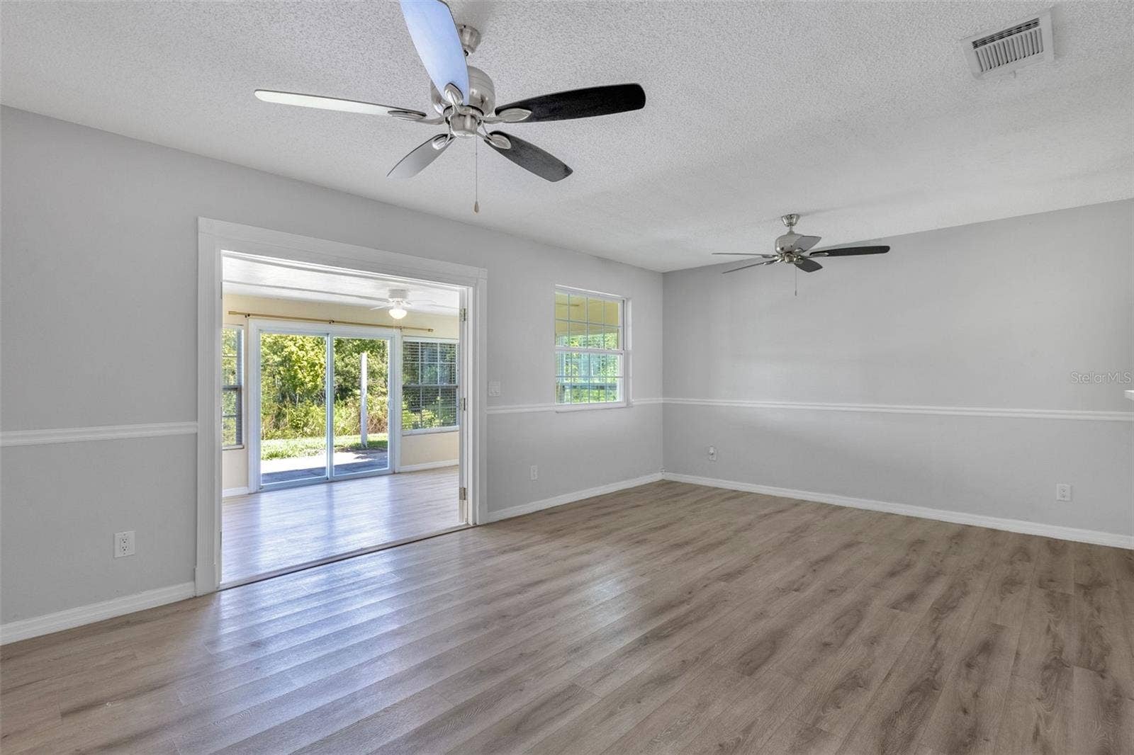 2037 WATERLEAF STREET, Orlando, FL 32837 2037 WATERLEAF STREET, Orlando, FL 32837