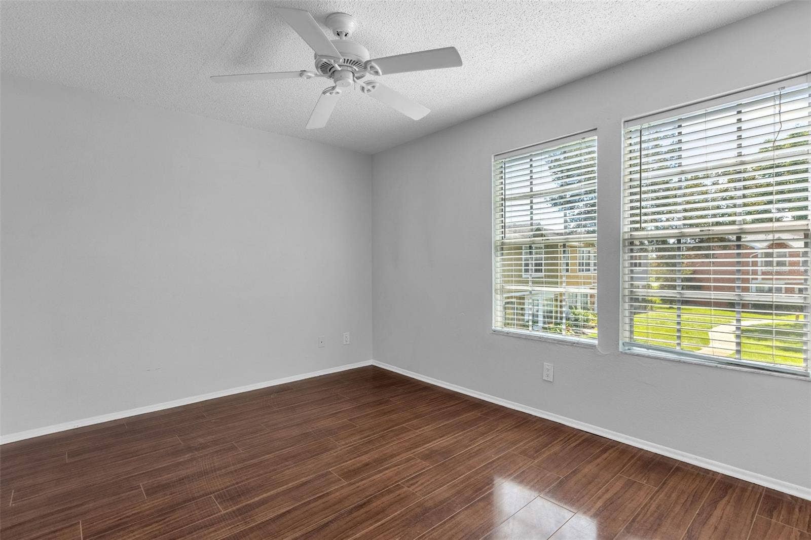 2037 WATERLEAF STREET, Orlando, FL 32837 2037 WATERLEAF STREET, Orlando, FL 32837