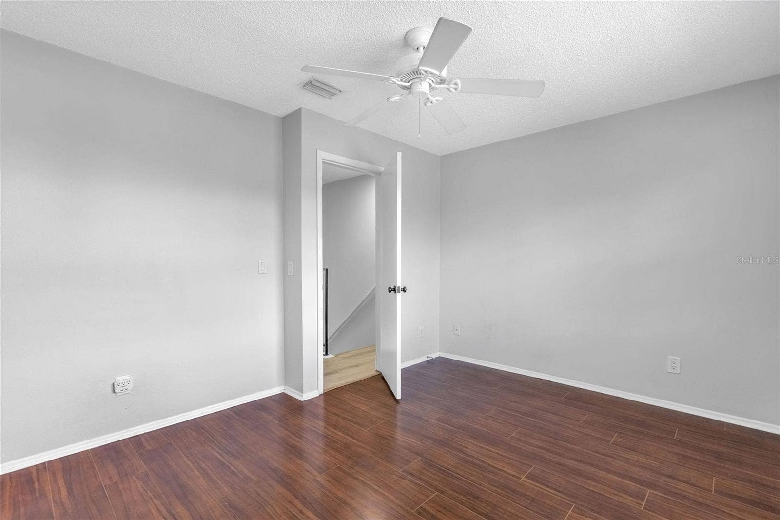 2037 WATERLEAF STREET, Orlando, FL 32837 2037 WATERLEAF STREET, Orlando, FL 32837