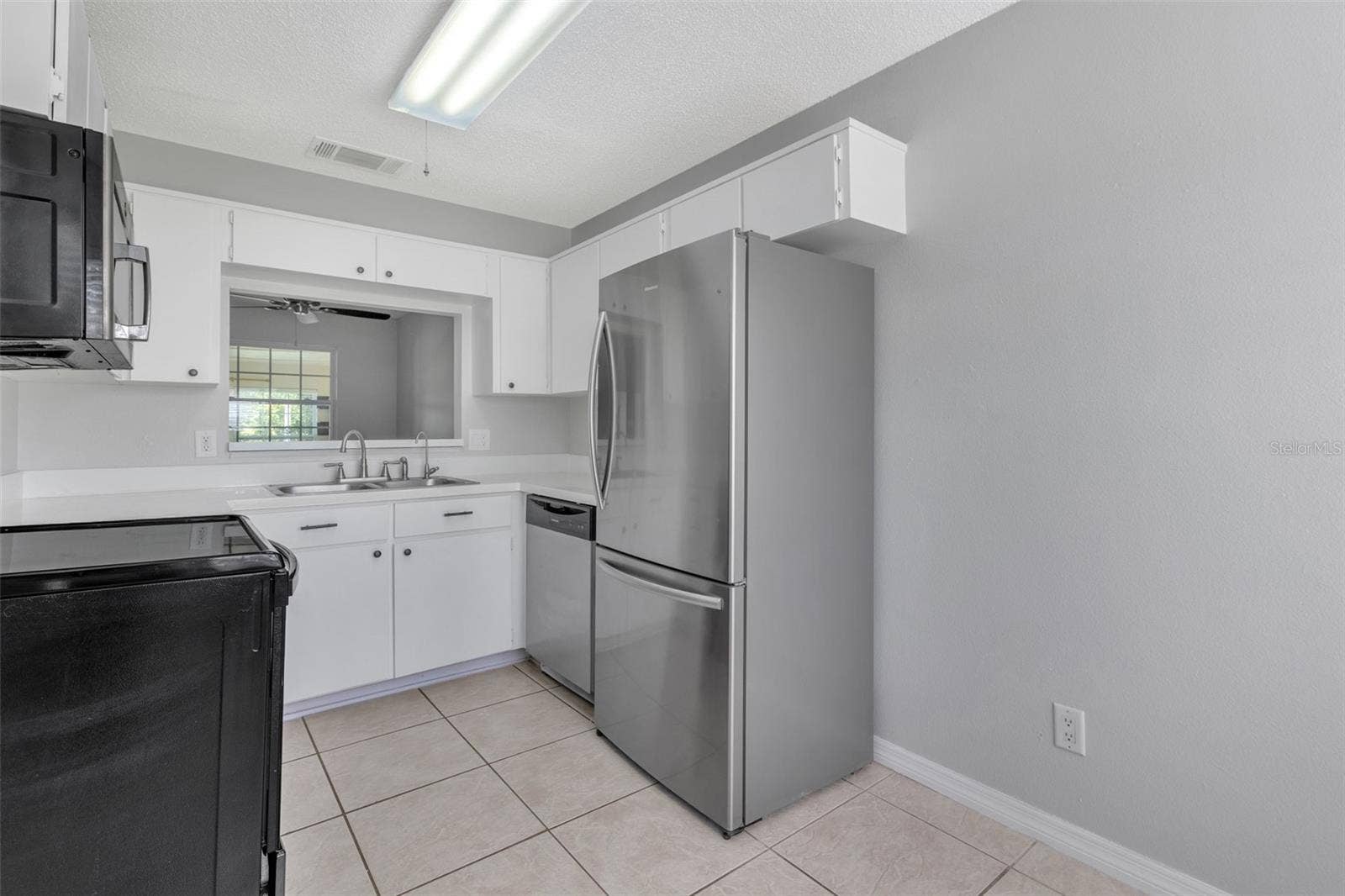 2037 WATERLEAF STREET, Orlando, FL 32837 2037 WATERLEAF STREET, Orlando, FL 32837