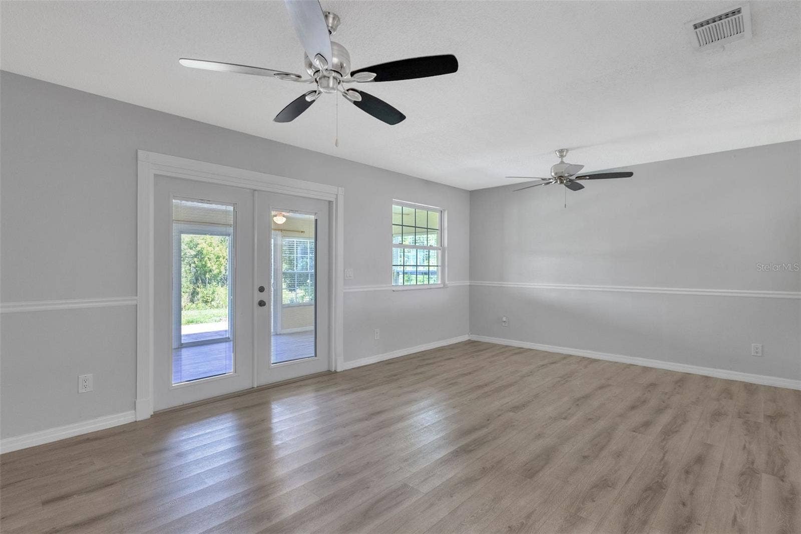 2037 WATERLEAF STREET, Orlando, FL 32837 2037 WATERLEAF STREET, Orlando, FL 32837