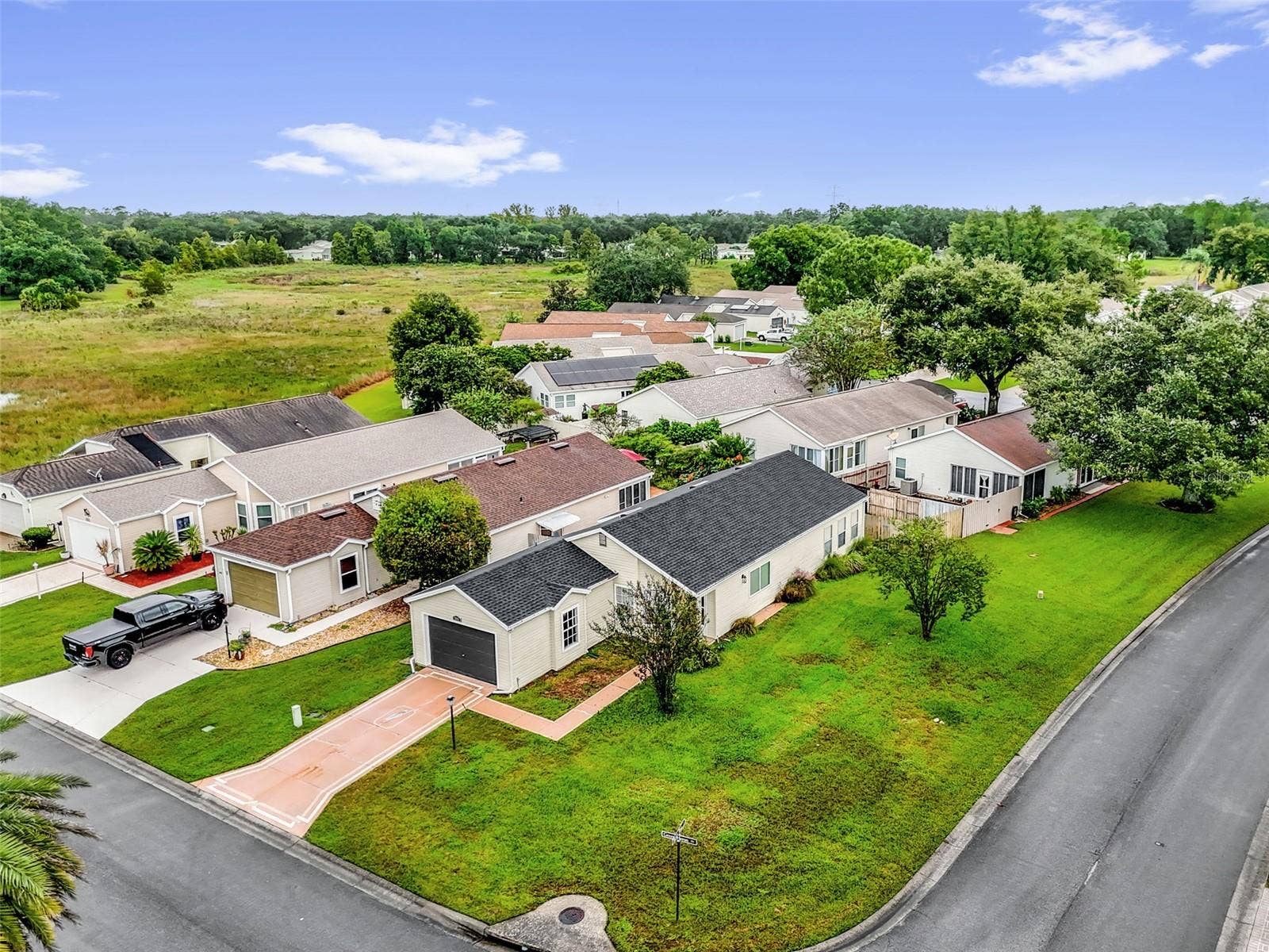 25345 GREEN HERON DRIVE, Leesburg, FL 34748 25345 GREEN HERON DRIVE, Leesburg, FL 34748