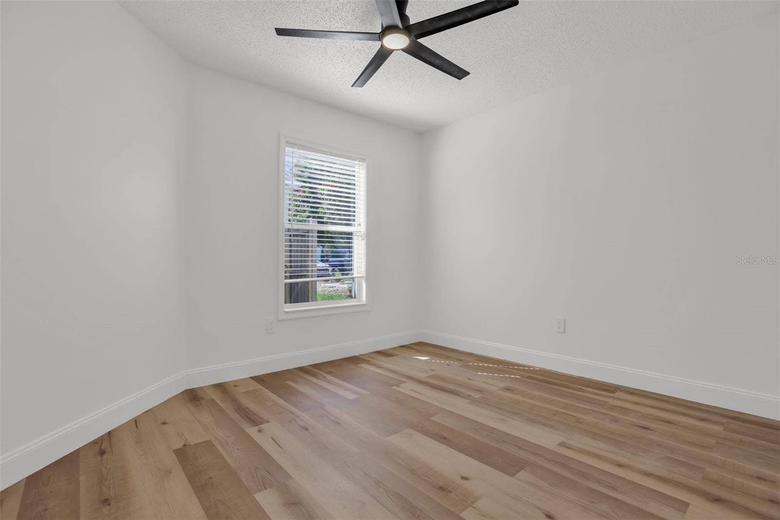 25345 GREEN HERON DRIVE, Leesburg, FL 34748 25345 GREEN HERON DRIVE, Leesburg, FL 34748