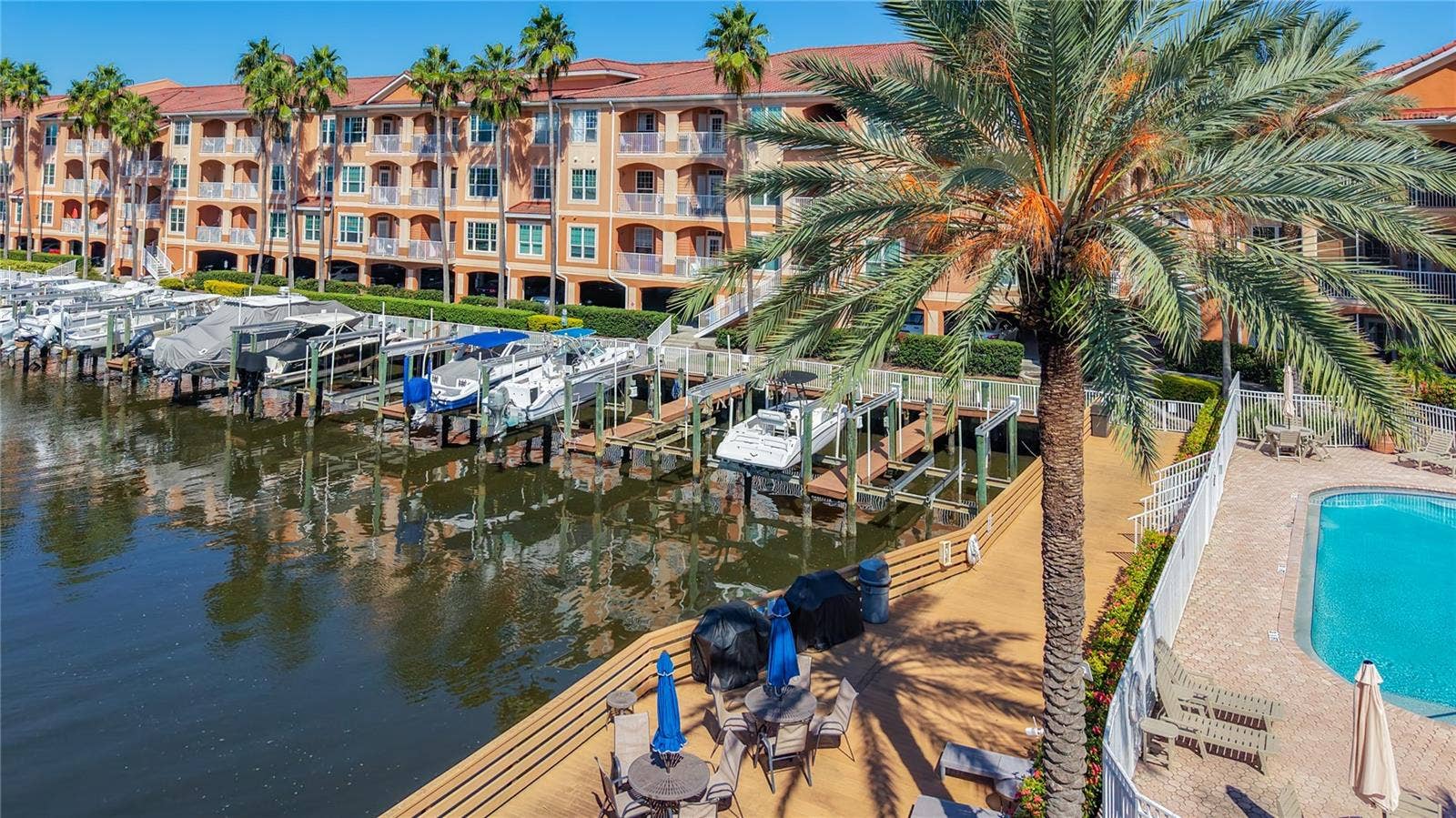 5000 CULBREATH KEY WAY, #8-207, Tampa, FL 33611 5000 CULBREATH KEY WAY, #8-207, Tampa, FL 33611