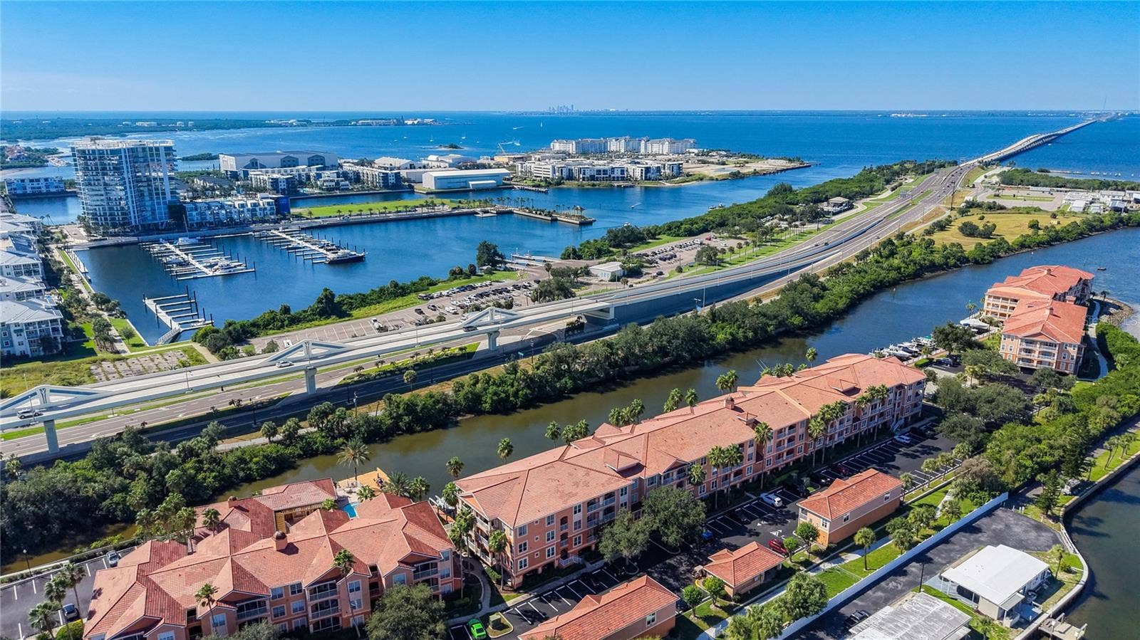 5000 CULBREATH KEY WAY, #8-207, Tampa, FL 33611 5000 CULBREATH KEY WAY, #8-207, Tampa, FL 33611