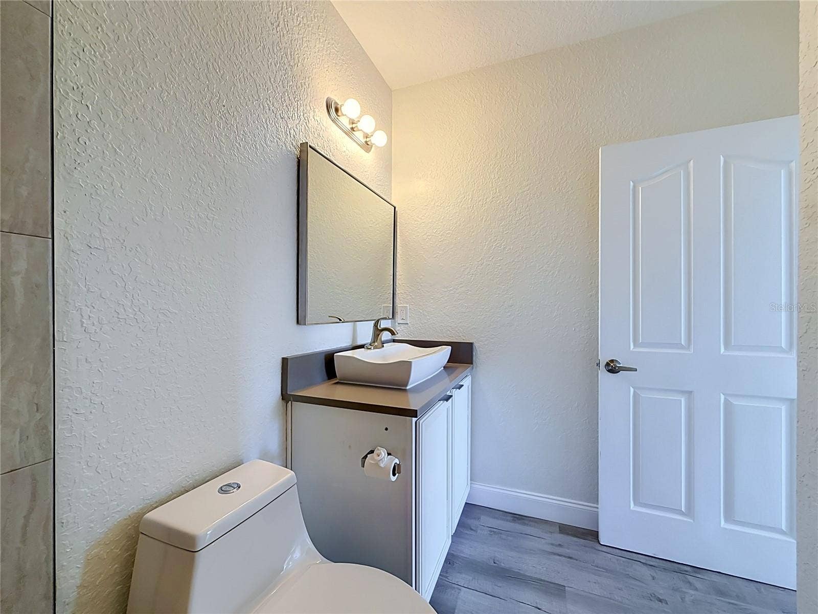 5000 CULBREATH KEY WAY, #8-207, Tampa, FL 33611 5000 CULBREATH KEY WAY, #8-207, Tampa, FL 33611