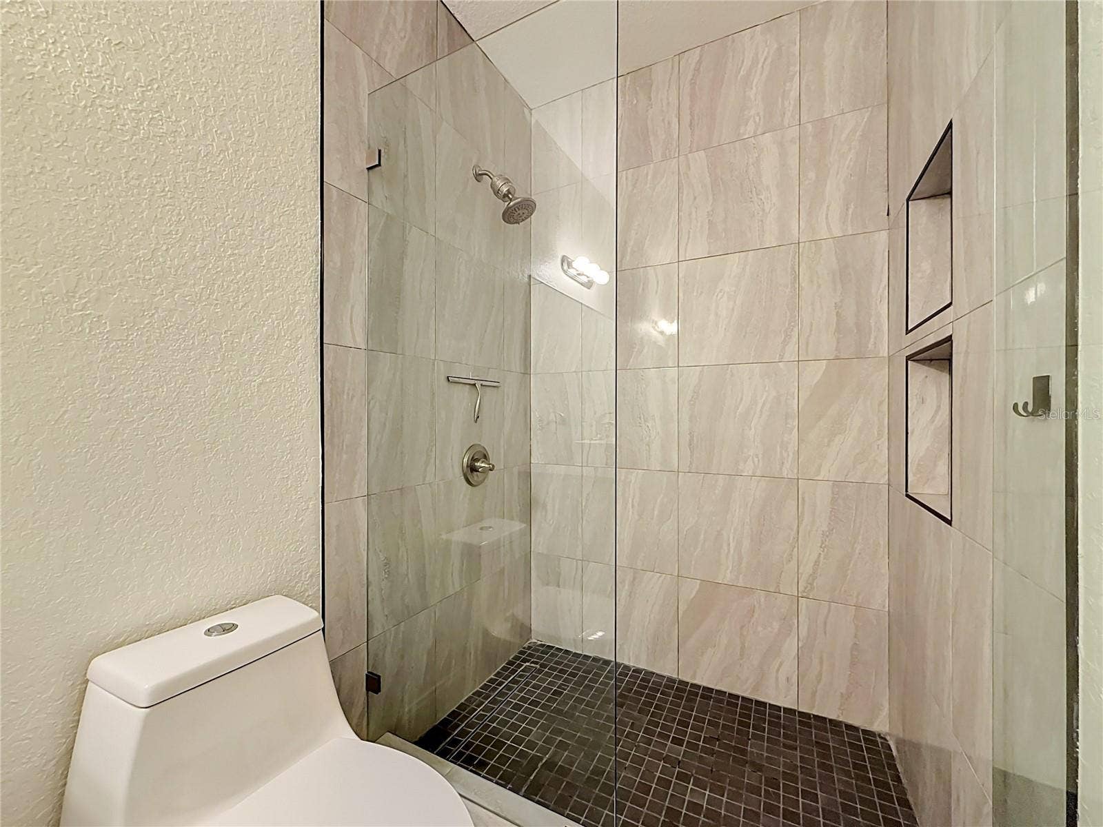 5000 CULBREATH KEY WAY, #8-207, Tampa, FL 33611 5000 CULBREATH KEY WAY, #8-207, Tampa, FL 33611