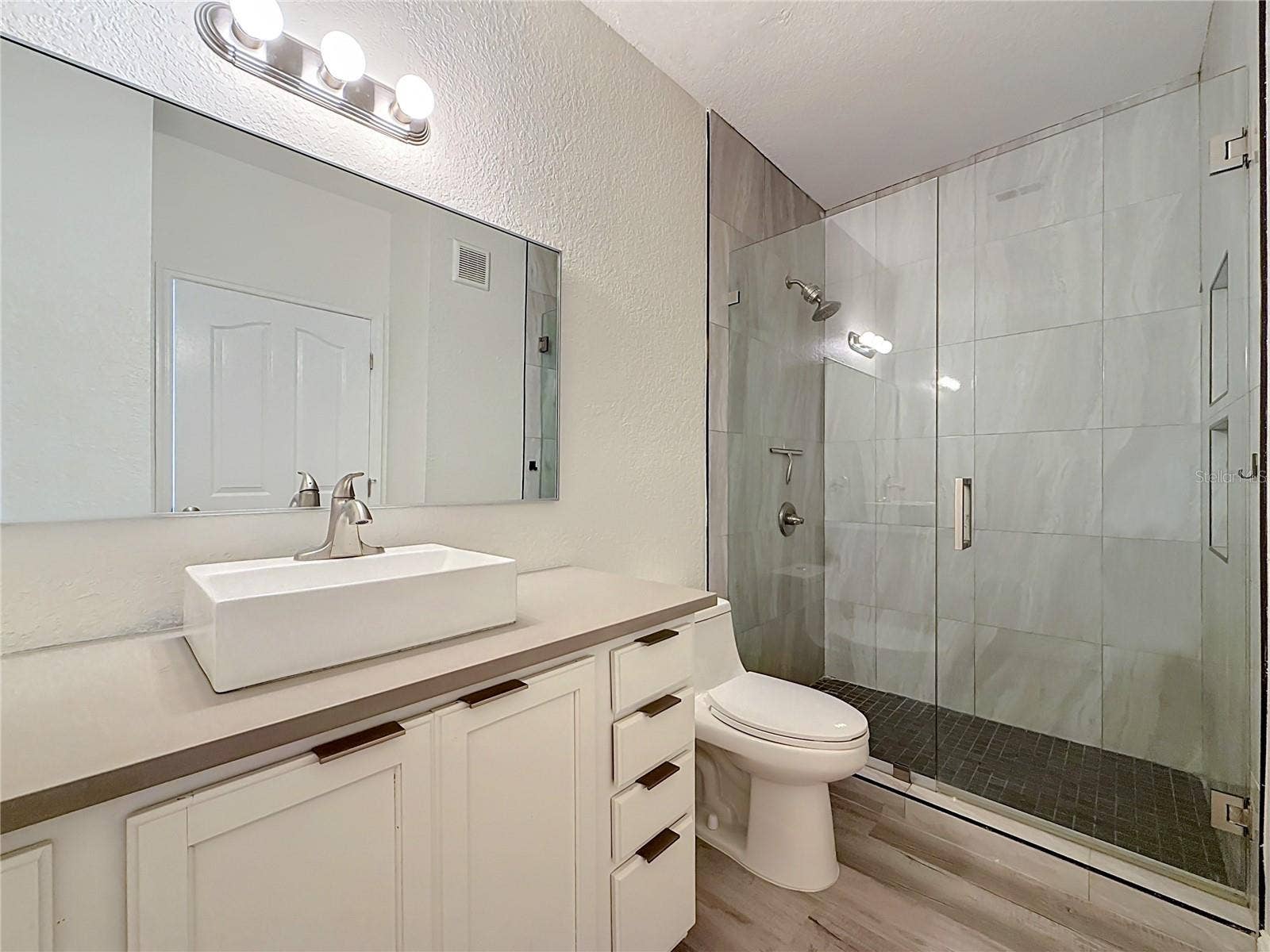 5000 CULBREATH KEY WAY, #8-207, Tampa, FL 33611 5000 CULBREATH KEY WAY, #8-207, Tampa, FL 33611