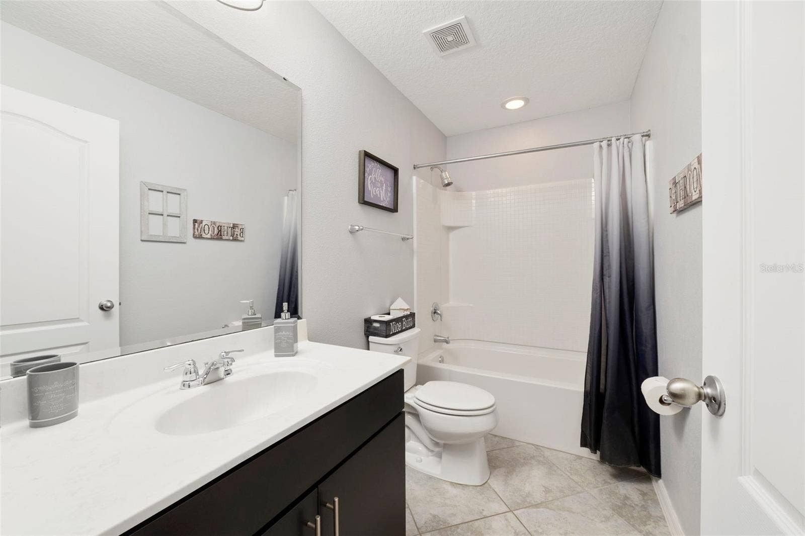 Upstairs Guest bath #2