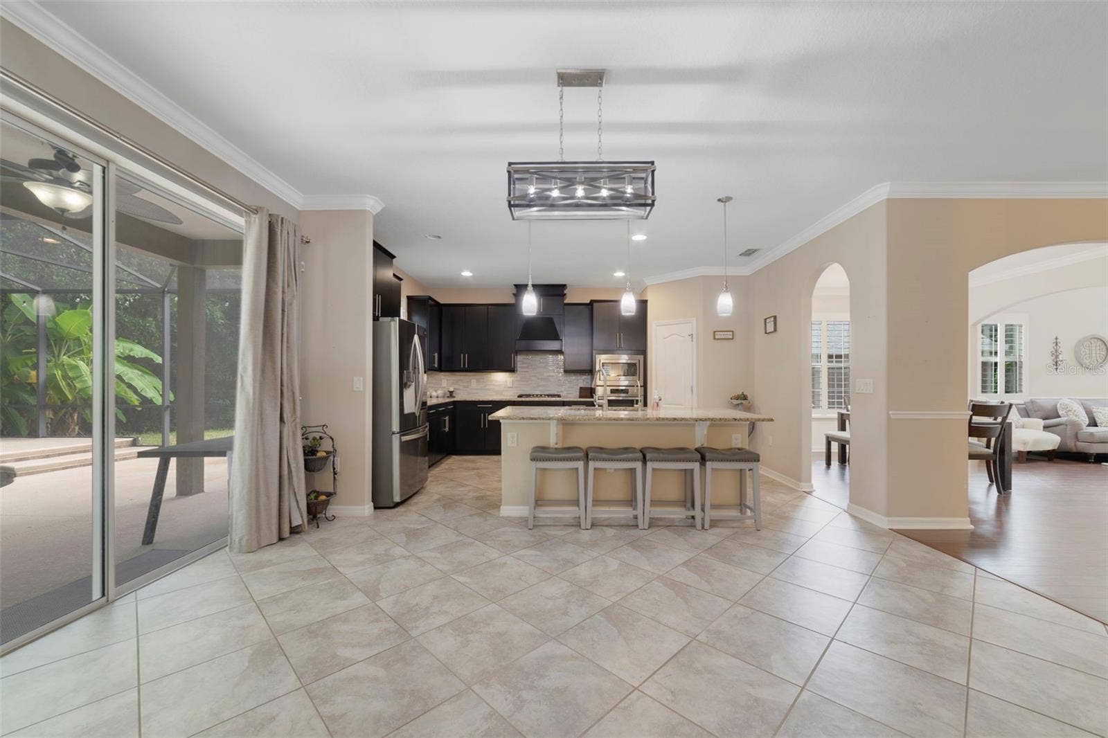 Living room / Kitchen