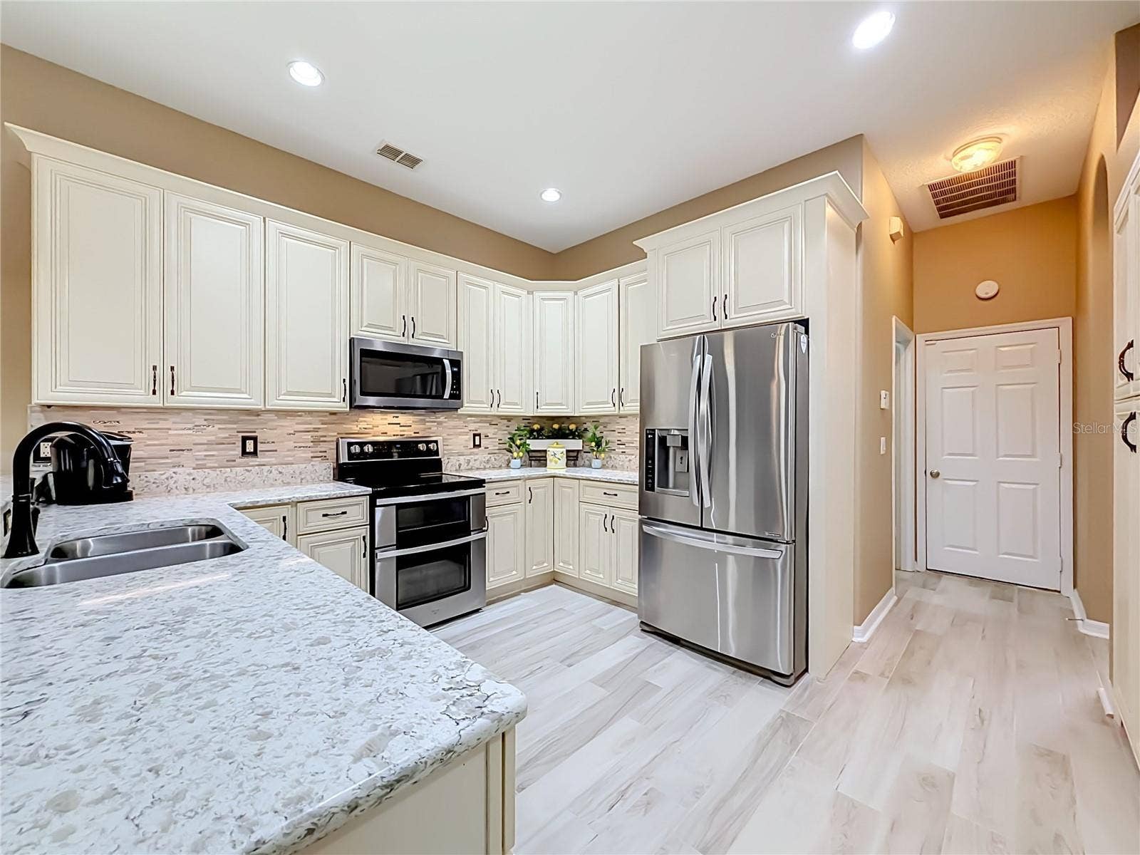1105 SHADOWBROOK TRAIL, Winter Springs, FL 32708