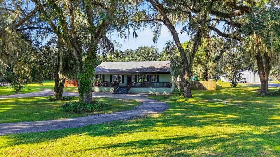 Property photo for 3074 COUNTY ROAD 521, Wildwood, FL