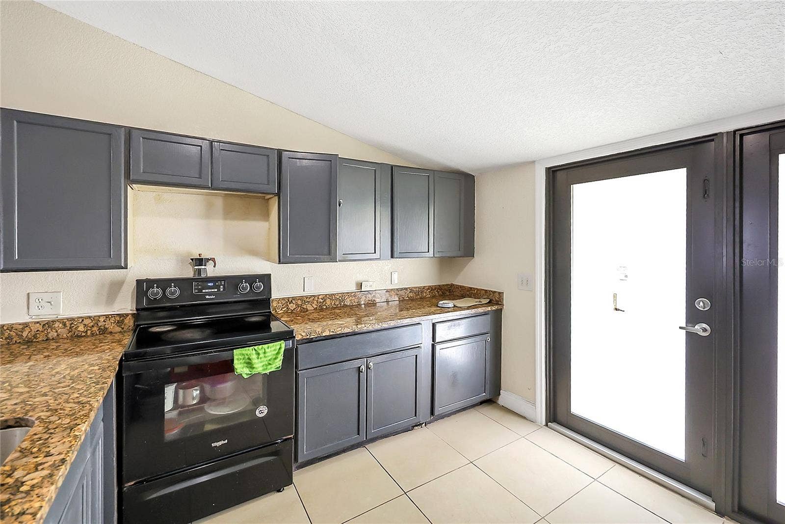 21 S PALM AVENUE, Kissimmee, FL 34741