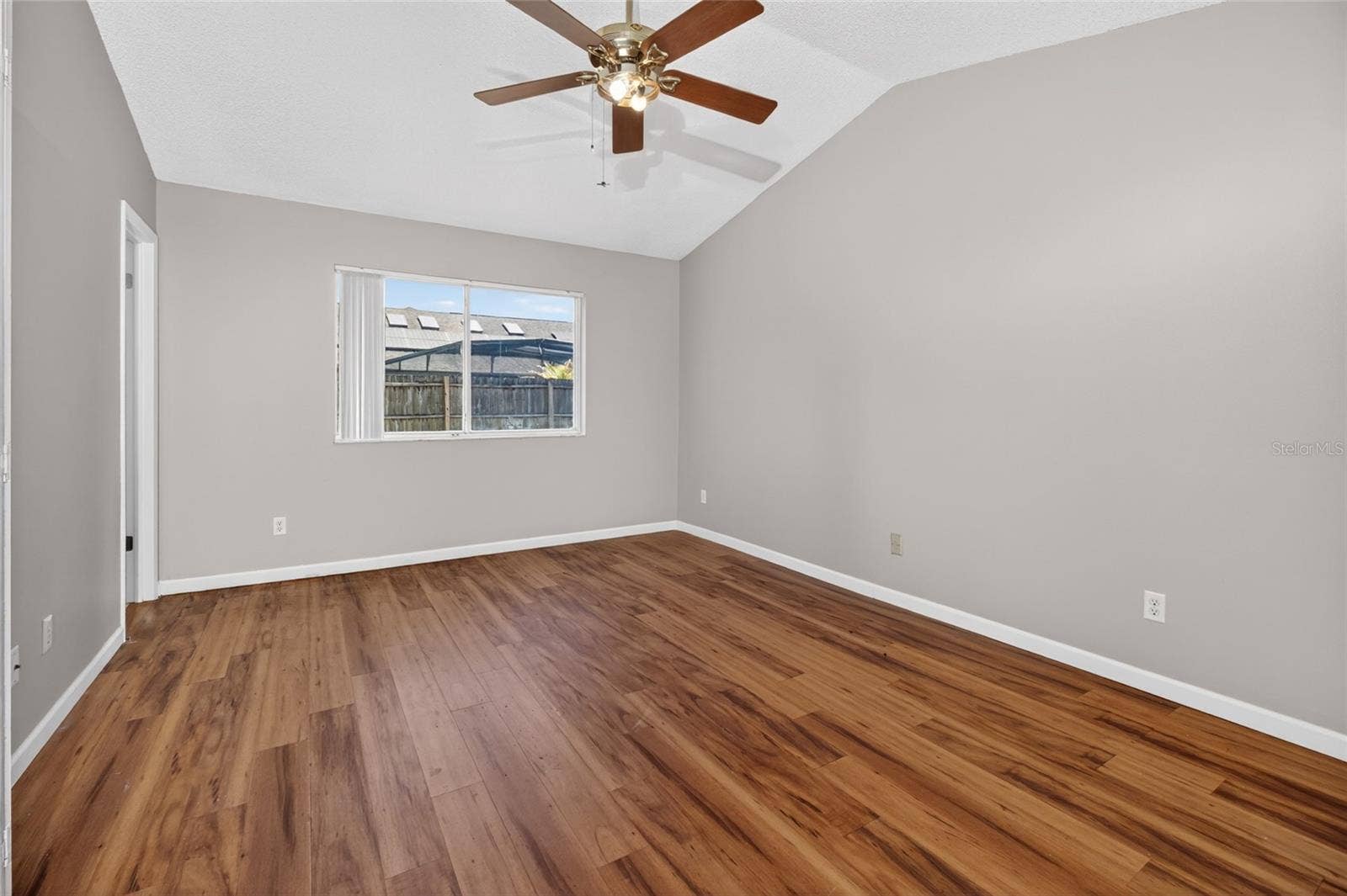 861 BLACKGUM COURT, Orlando, FL 32825 861 BLACKGUM COURT, Orlando, FL 32825