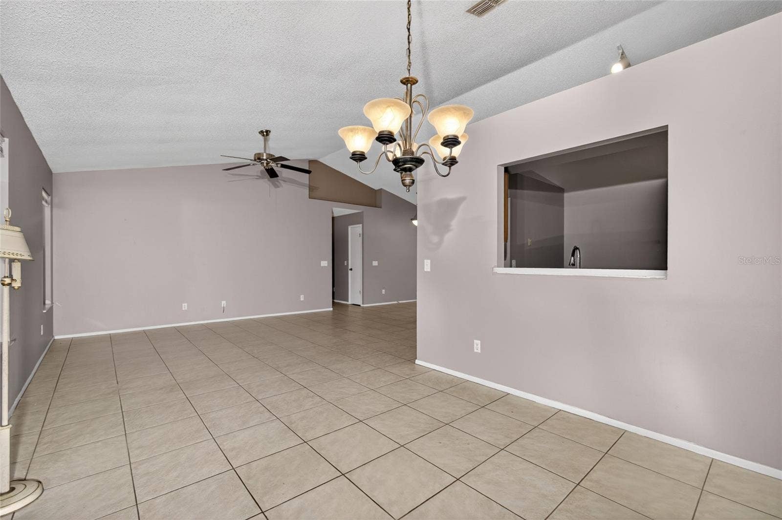 861 BLACKGUM COURT, Orlando, FL 32825 861 BLACKGUM COURT, Orlando, FL 32825
