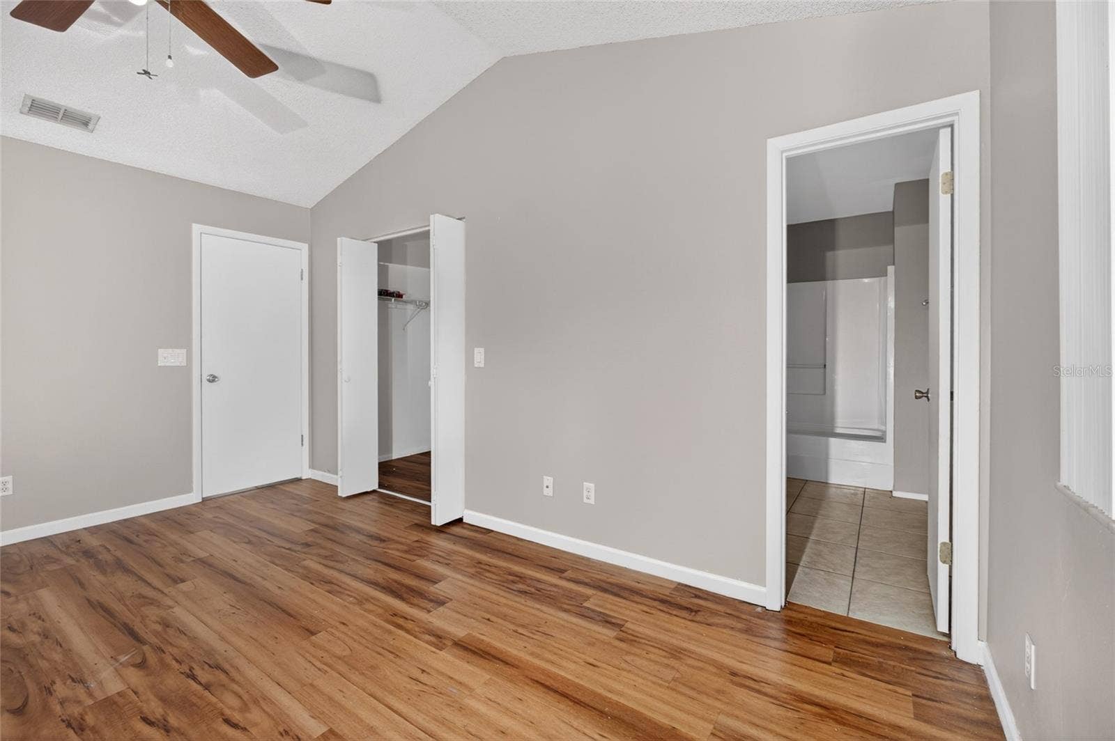 861 BLACKGUM COURT, Orlando, FL 32825 861 BLACKGUM COURT, Orlando, FL 32825