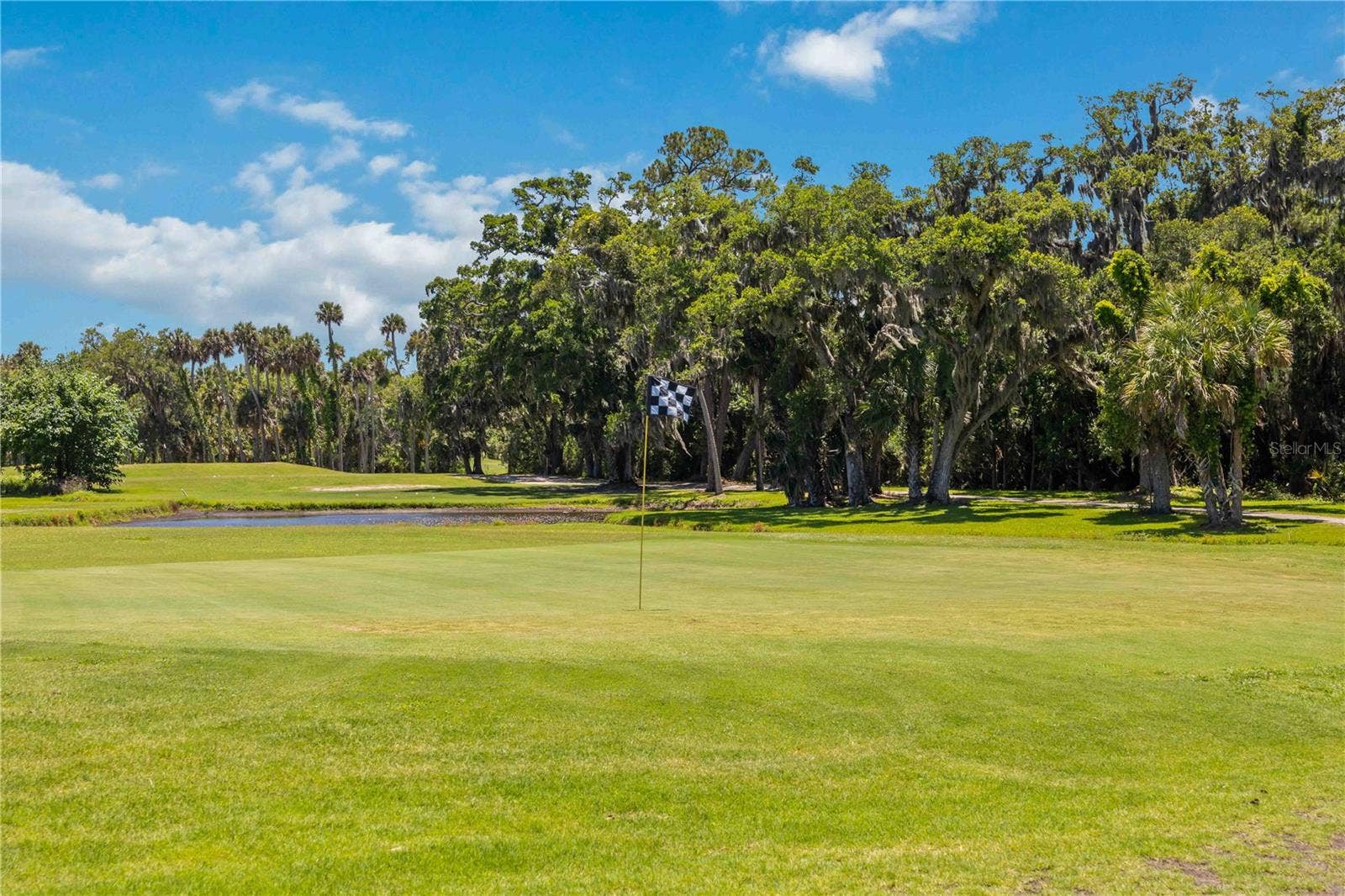327 WILDER BOULEVARD, #B302, Daytona Beach, FL 32114 327 WILDER BOULEVARD, #B302, Daytona Beach, FL 32114