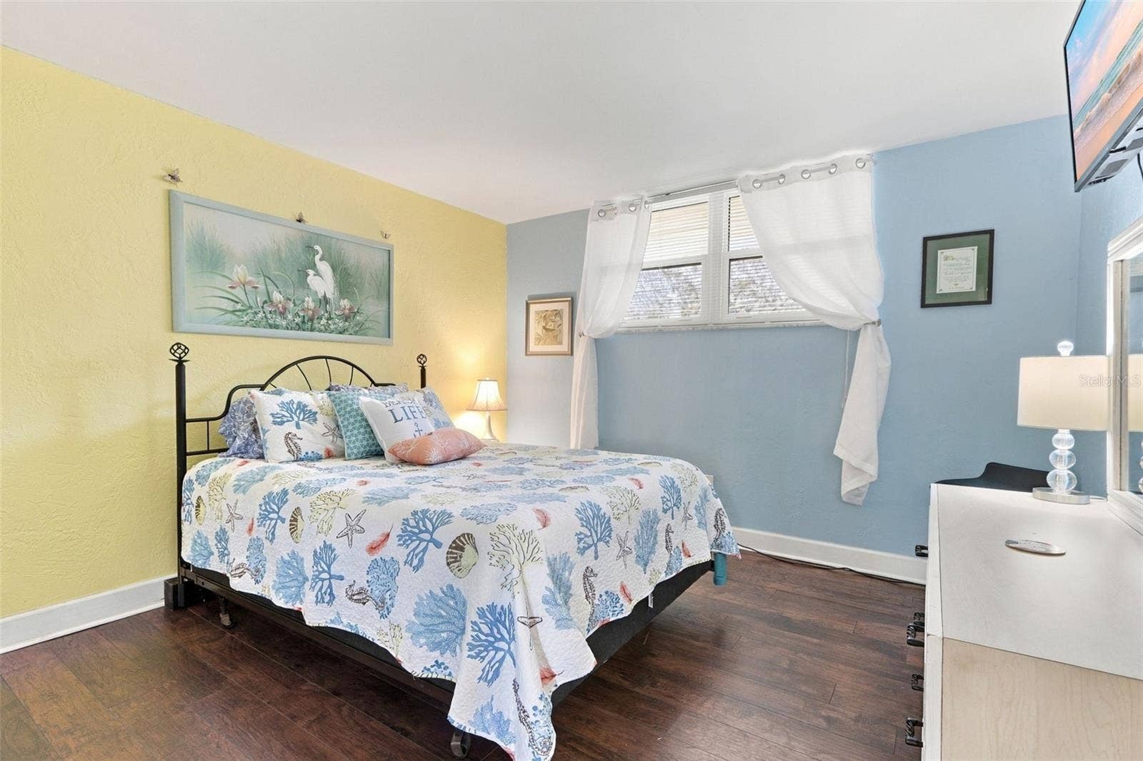 327 WILDER BOULEVARD, #B302, Daytona Beach, FL 32114 327 WILDER BOULEVARD, #B302, Daytona Beach, FL 32114
