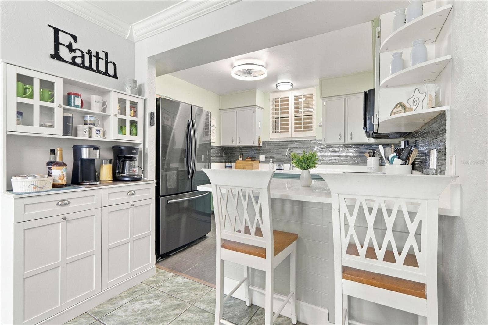 327 WILDER BOULEVARD, #B302, Daytona Beach, FL 32114 327 WILDER BOULEVARD, #B302, Daytona Beach, FL 32114