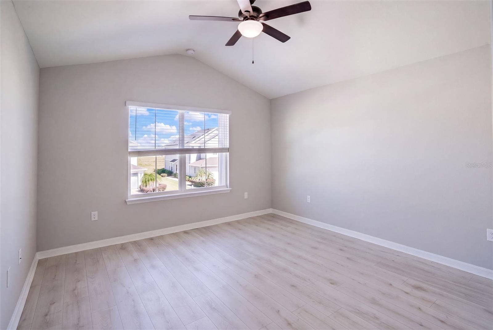 3768 PLAINVIEW DRIVE, Orlando, FL 32824 3768 PLAINVIEW DRIVE, Orlando, FL 32824