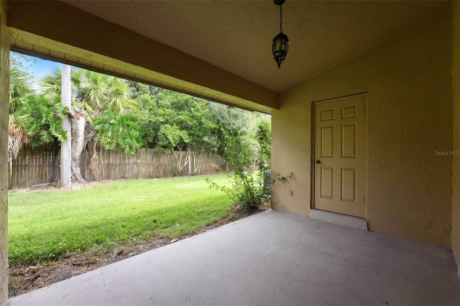 5849 BLUE DAHLIA WAY, #12, Orlando, FL 32807 5849 BLUE DAHLIA WAY, #12, Orlando, FL 32807