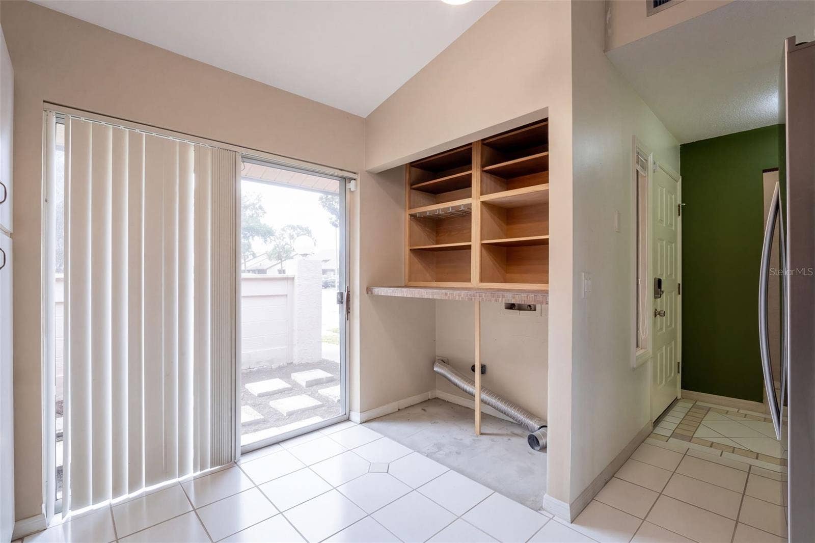 5849 BLUE DAHLIA WAY, #12, Orlando, FL 32807 5849 BLUE DAHLIA WAY, #12, Orlando, FL 32807