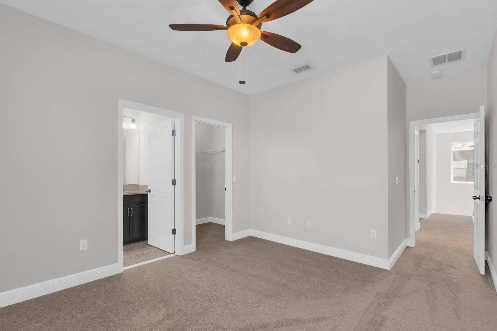8061 PLEASANT PINE CIRCLE, Winter Park, FL 32792 8061 PLEASANT PINE CIRCLE, Winter Park, FL 32792