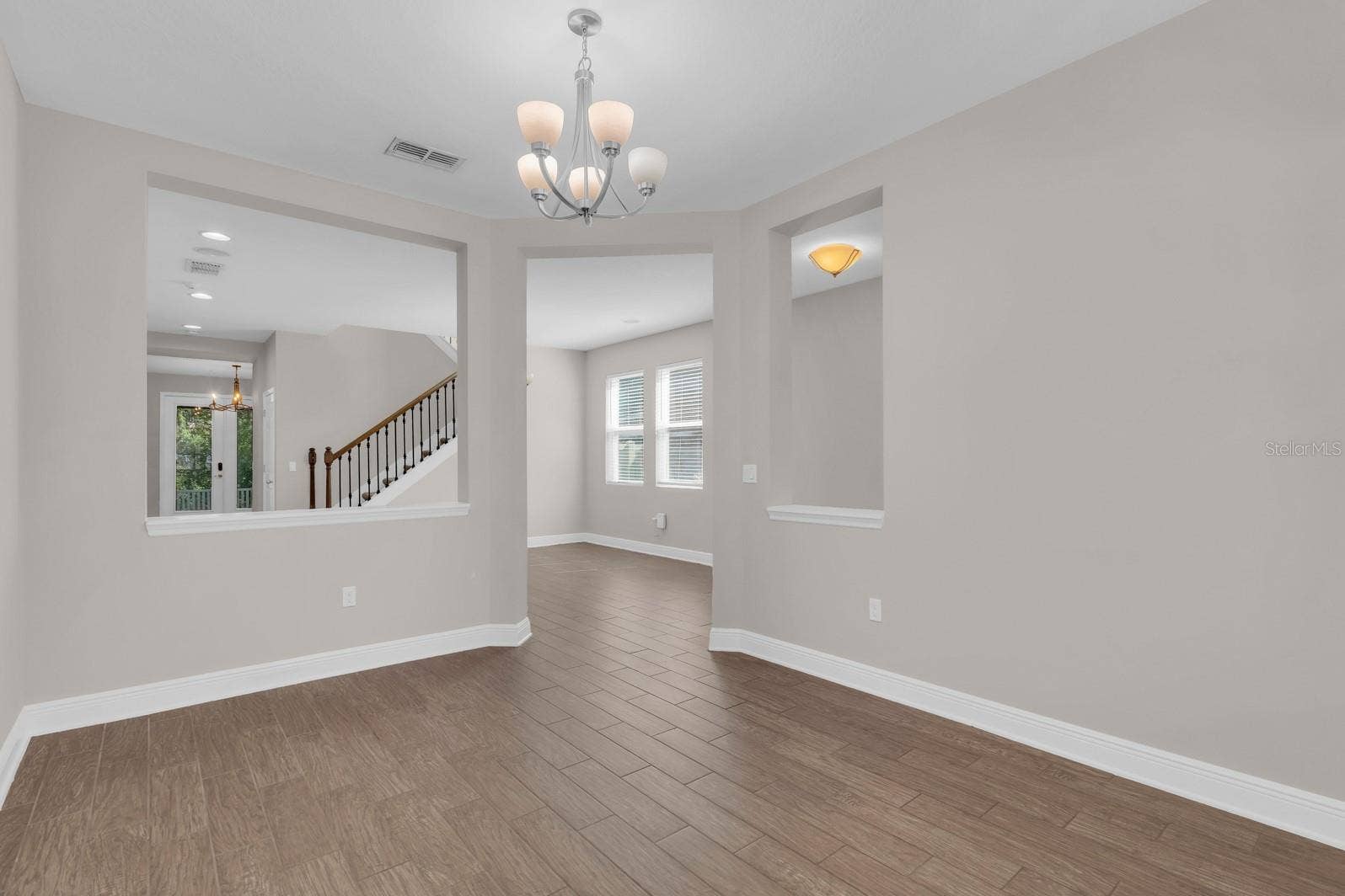 8061 PLEASANT PINE CIRCLE, Winter Park, FL 32792 8061 PLEASANT PINE CIRCLE, Winter Park, FL 32792