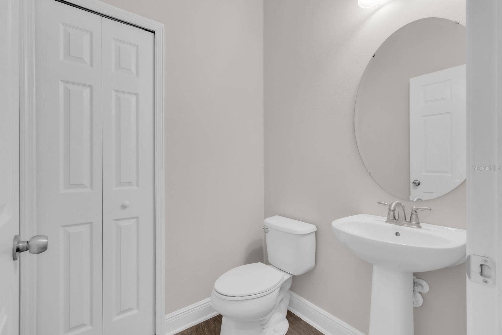 8061 PLEASANT PINE CIRCLE, Winter Park, FL 32792 8061 PLEASANT PINE CIRCLE, Winter Park, FL 32792