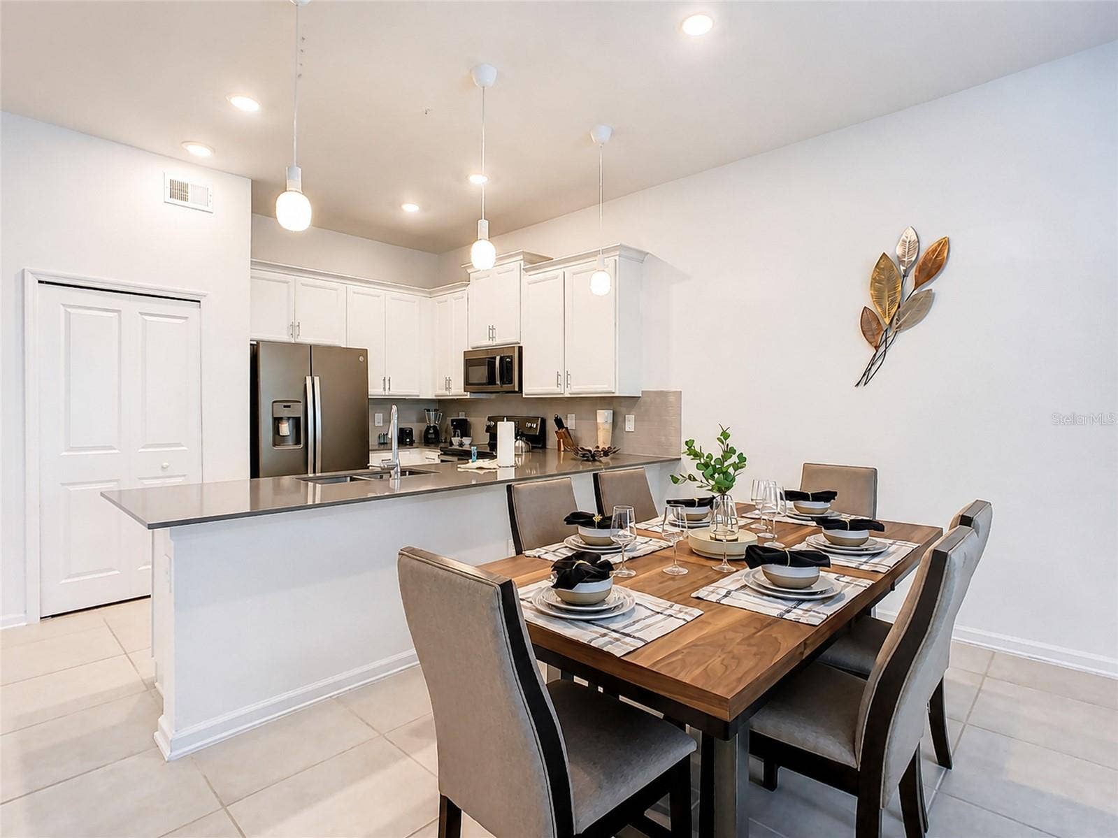 8879 CABOT CLIFFS DRIVE, #102, Davenport, FL 33896 8879 CABOT CLIFFS DRIVE, #102, Davenport, FL 33896