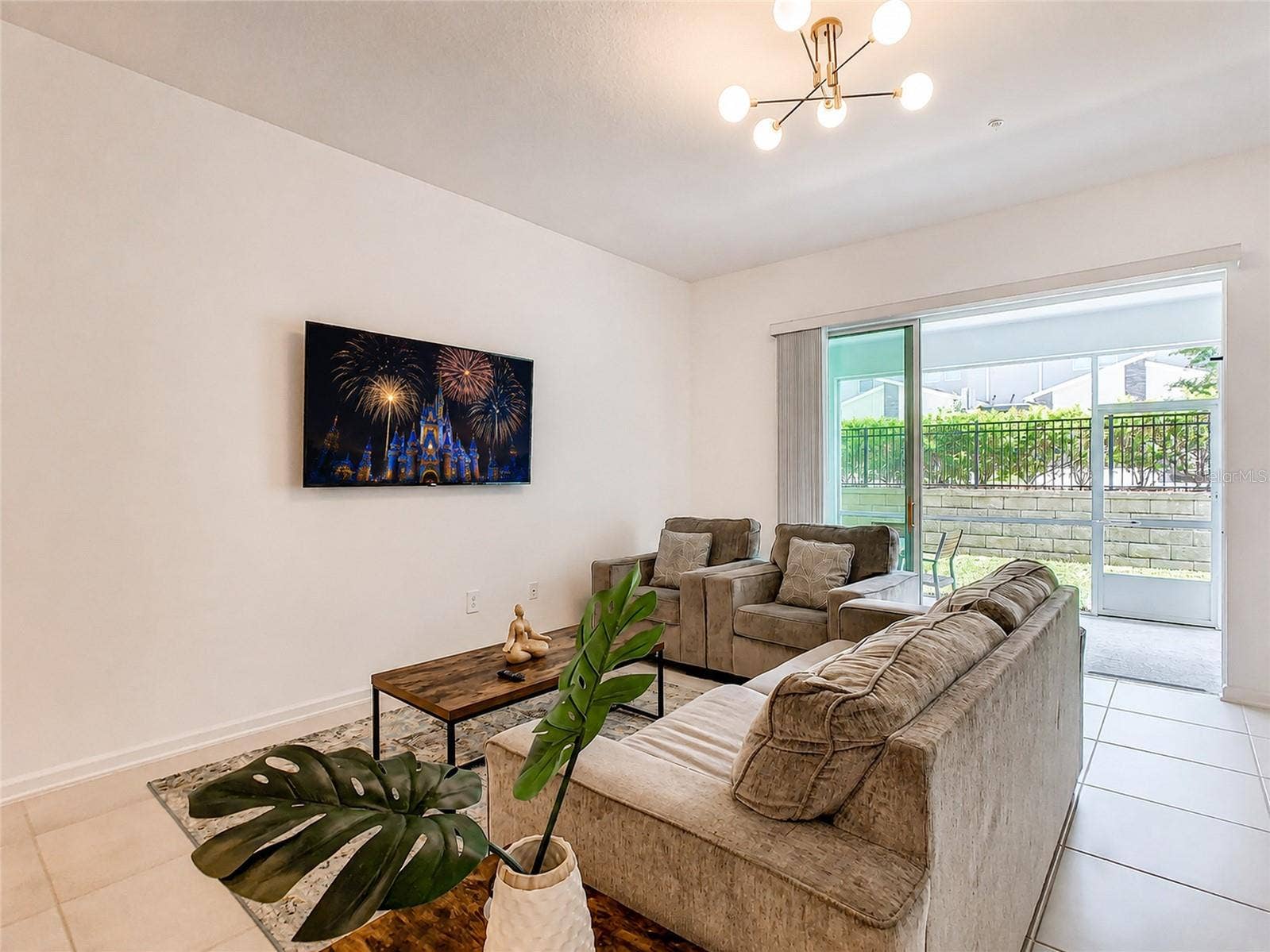 8879 CABOT CLIFFS DRIVE, #102, Davenport, FL 33896 8879 CABOT CLIFFS DRIVE, #102, Davenport, FL 33896