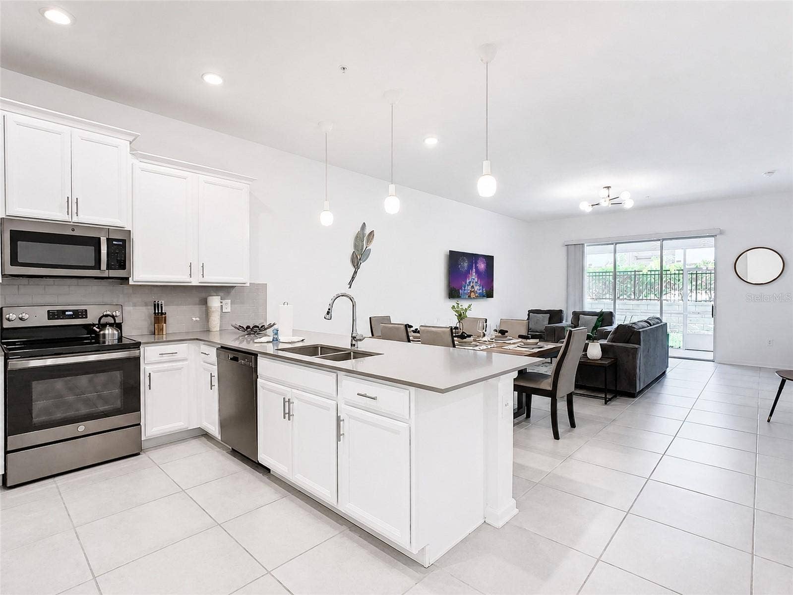 8879 CABOT CLIFFS DRIVE, #102, Davenport, FL 33896 8879 CABOT CLIFFS DRIVE, #102, Davenport, FL 33896