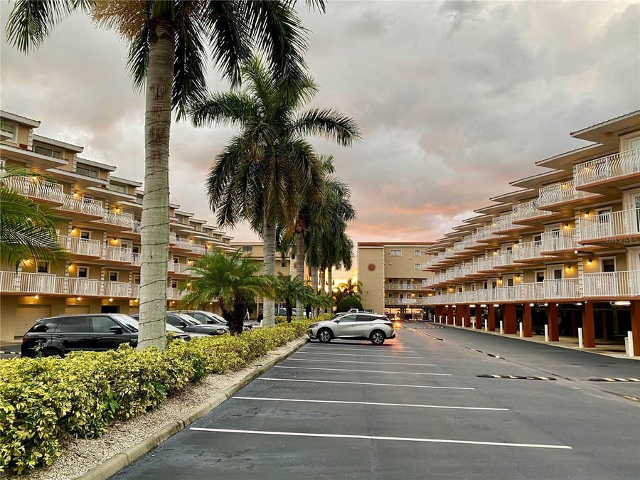 Property photo for 1420 BAYSHORE BOULEVARD, #309, Dunedin, FL