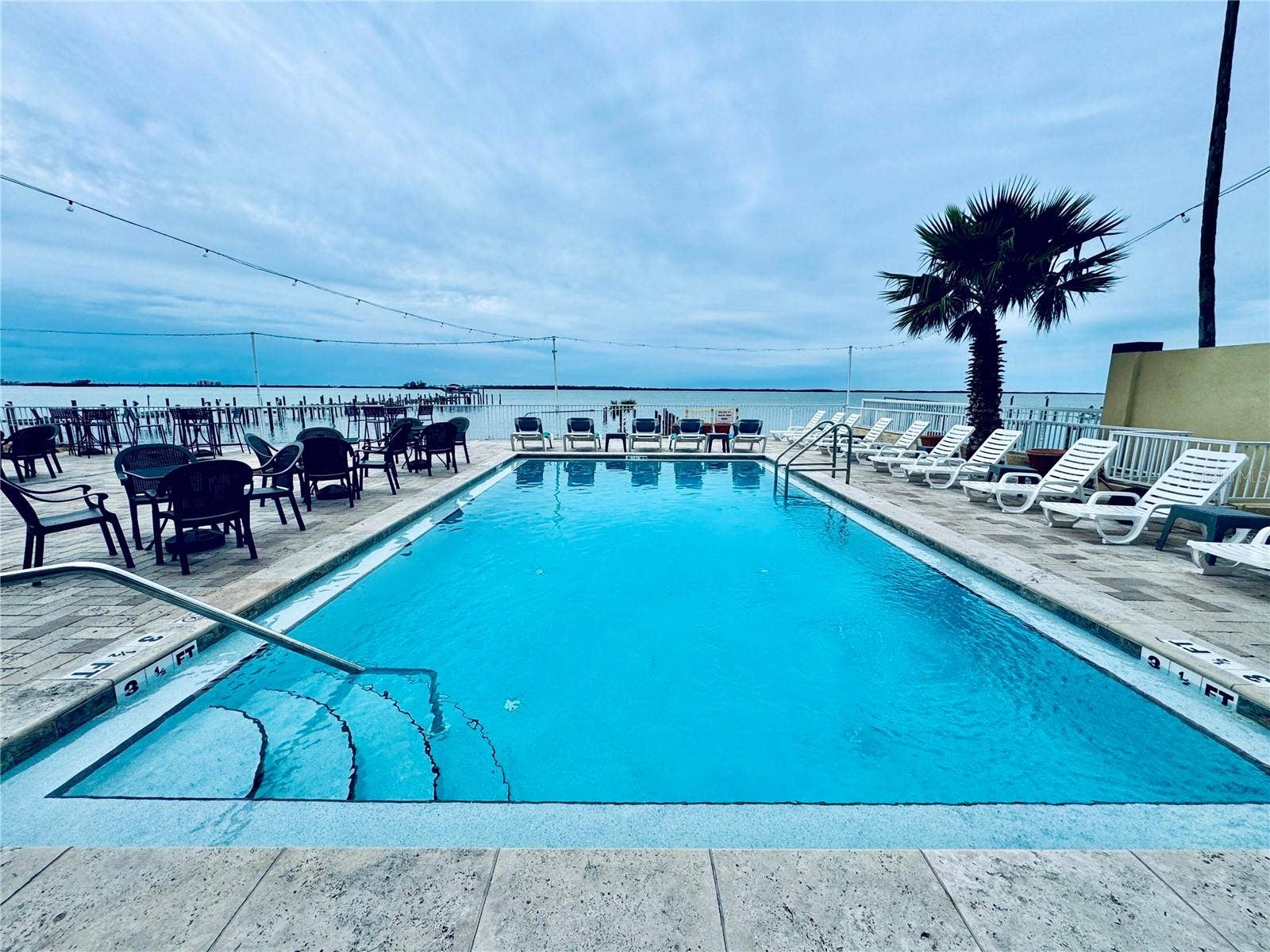 1420 BAYSHORE BOULEVARD, #309, Dunedin, FL 34698 1420 BAYSHORE BOULEVARD, #309, Dunedin, FL 34698