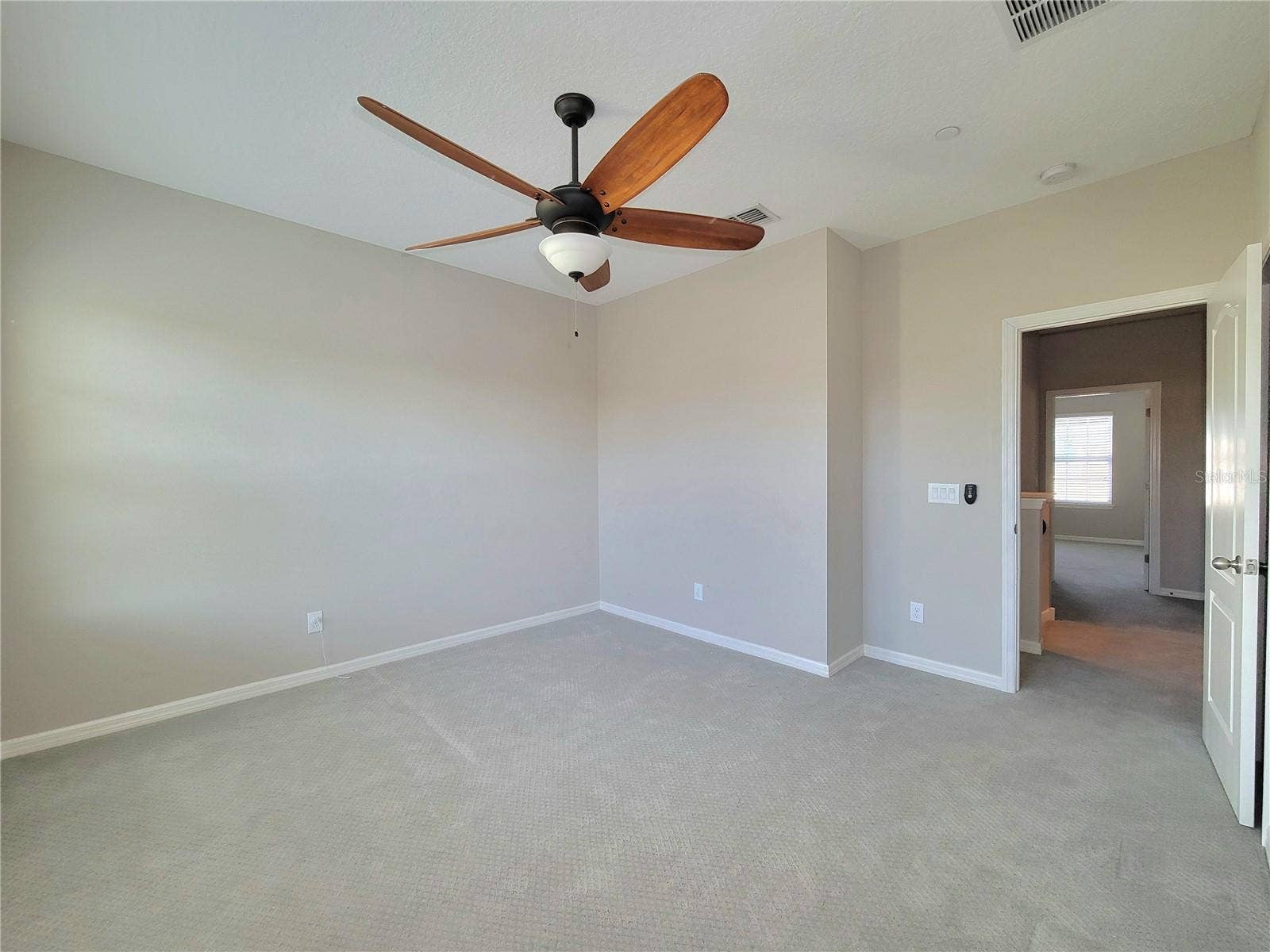 56 BOARDWALK AVENUE, Oviedo, FL 32765 56 BOARDWALK AVENUE, Oviedo, FL 32765