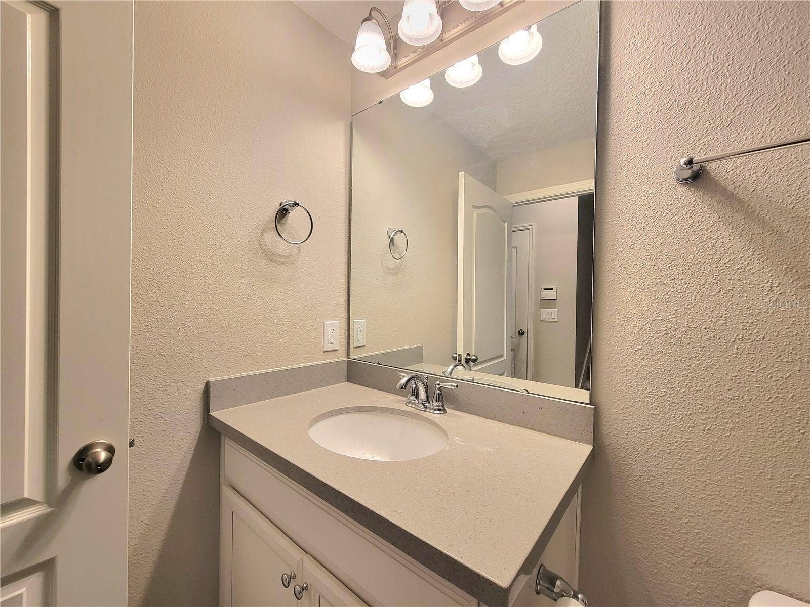 56 BOARDWALK AVENUE, Oviedo, FL 32765 56 BOARDWALK AVENUE, Oviedo, FL 32765