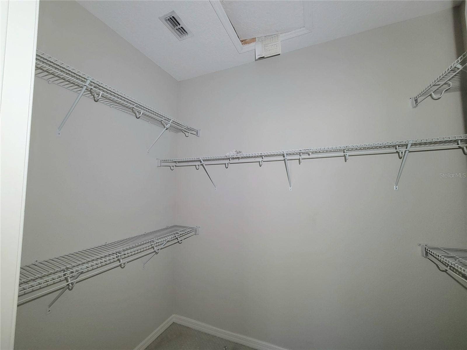 56 BOARDWALK AVENUE, Oviedo, FL 32765 56 BOARDWALK AVENUE, Oviedo, FL 32765