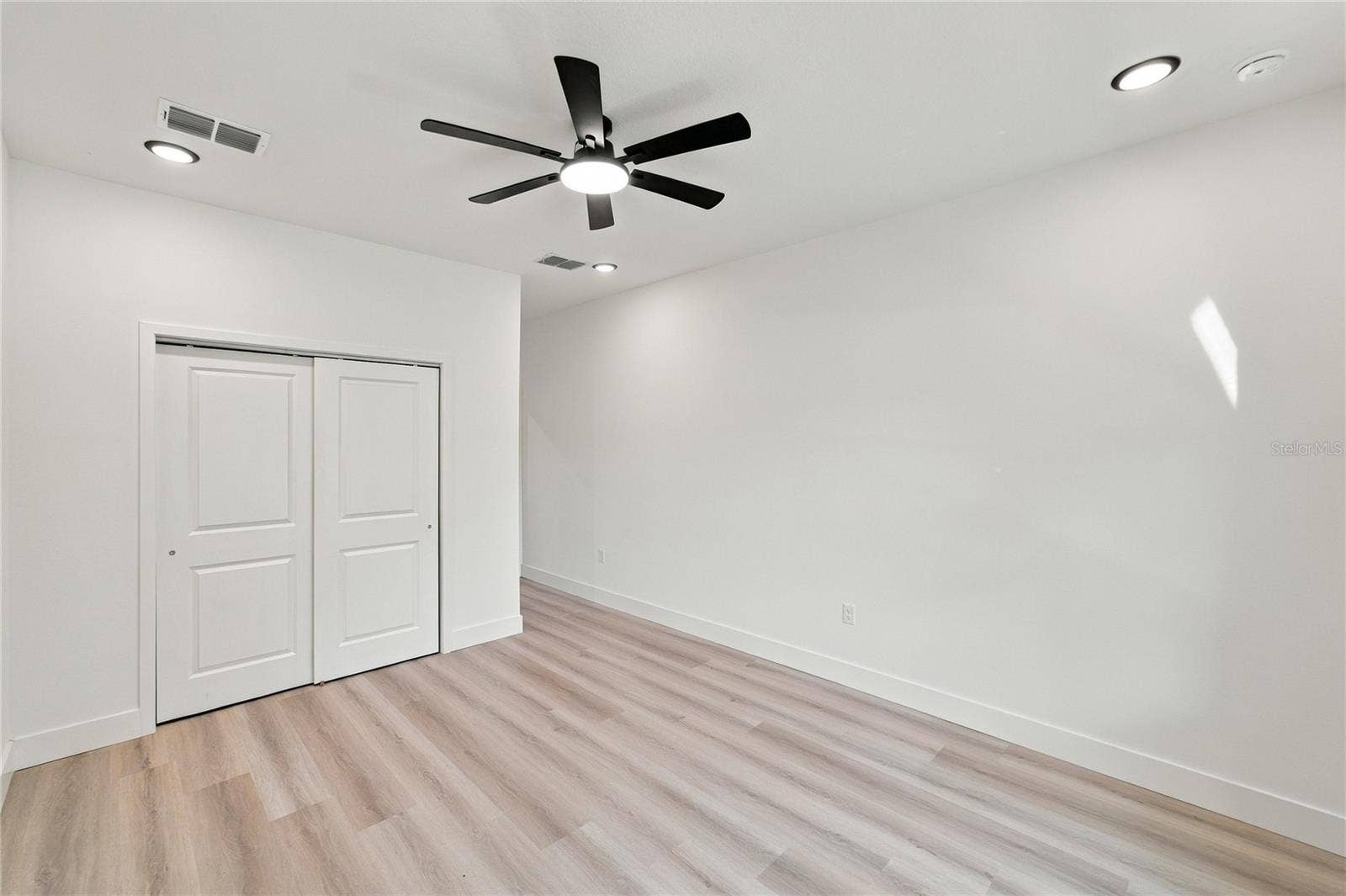 8717 N AMBOY DRIVE, Citrus Springs, FL 34433