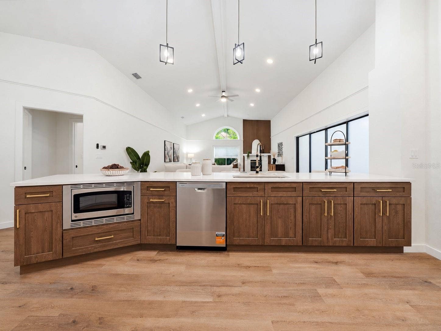 1008 ROYAL BIRKDALE DRIVE, Tarpon Springs, FL 34688 1008 ROYAL BIRKDALE DRIVE, Tarpon Springs, FL 34688
