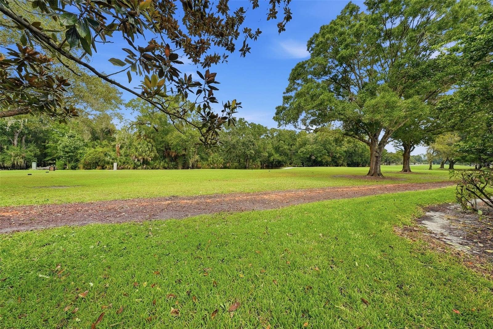 1008 ROYAL BIRKDALE DRIVE, Tarpon Springs, FL 34688 1008 ROYAL BIRKDALE DRIVE, Tarpon Springs, FL 34688