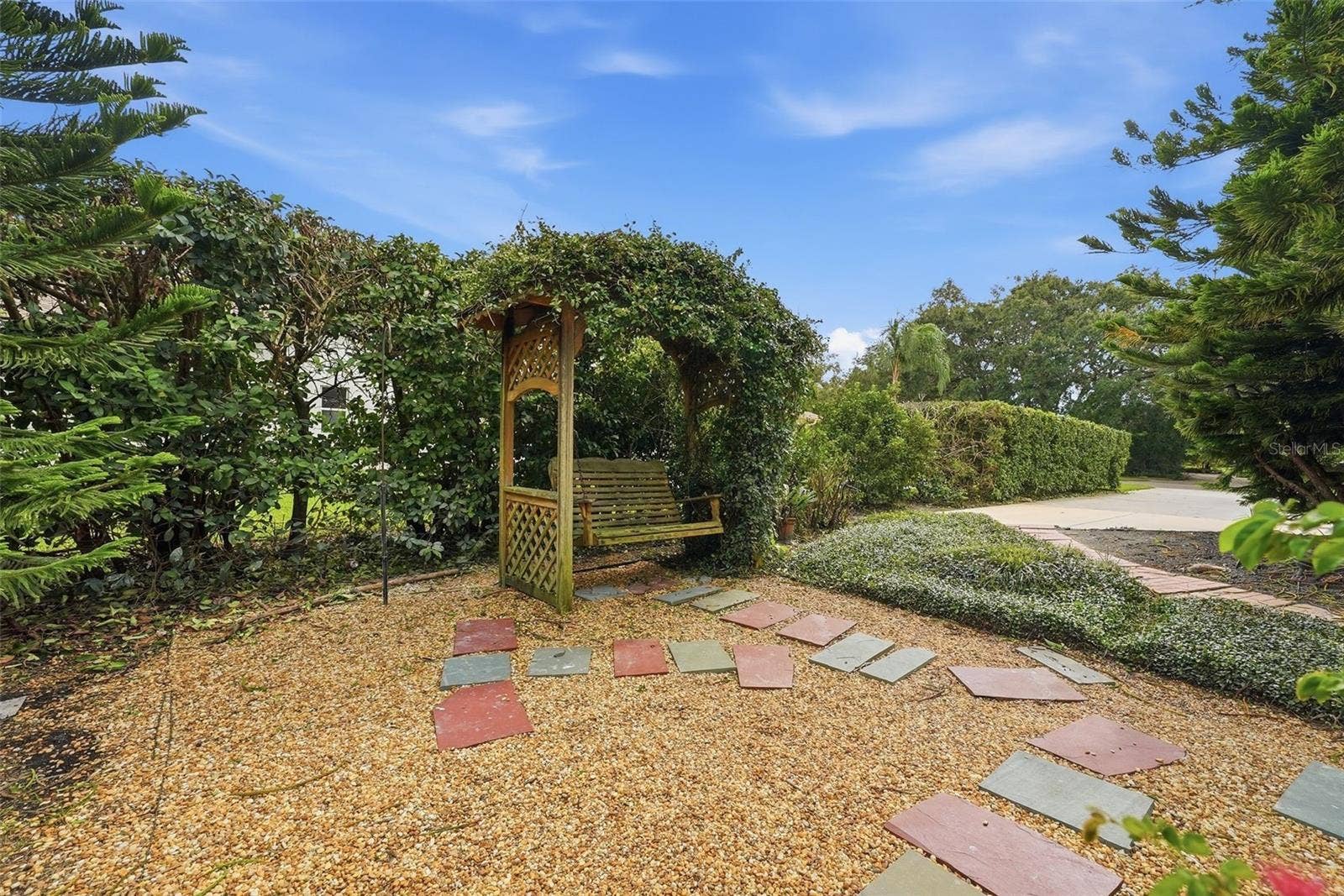 1008 ROYAL BIRKDALE DRIVE, Tarpon Springs, FL 34688 1008 ROYAL BIRKDALE DRIVE, Tarpon Springs, FL 34688
