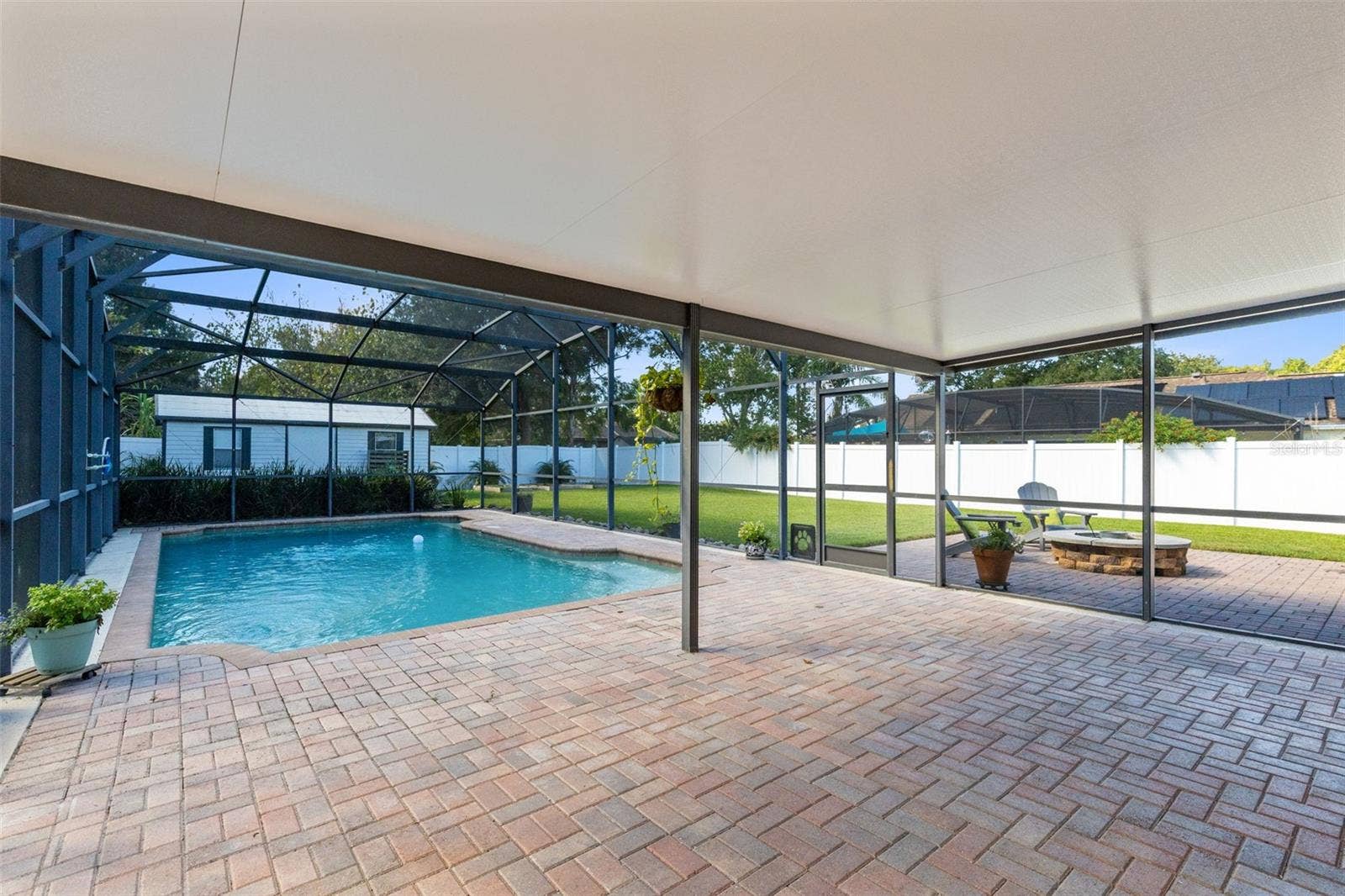 417 HOLLY COURT, Winter Springs, FL 32708 Covered area for your comfort