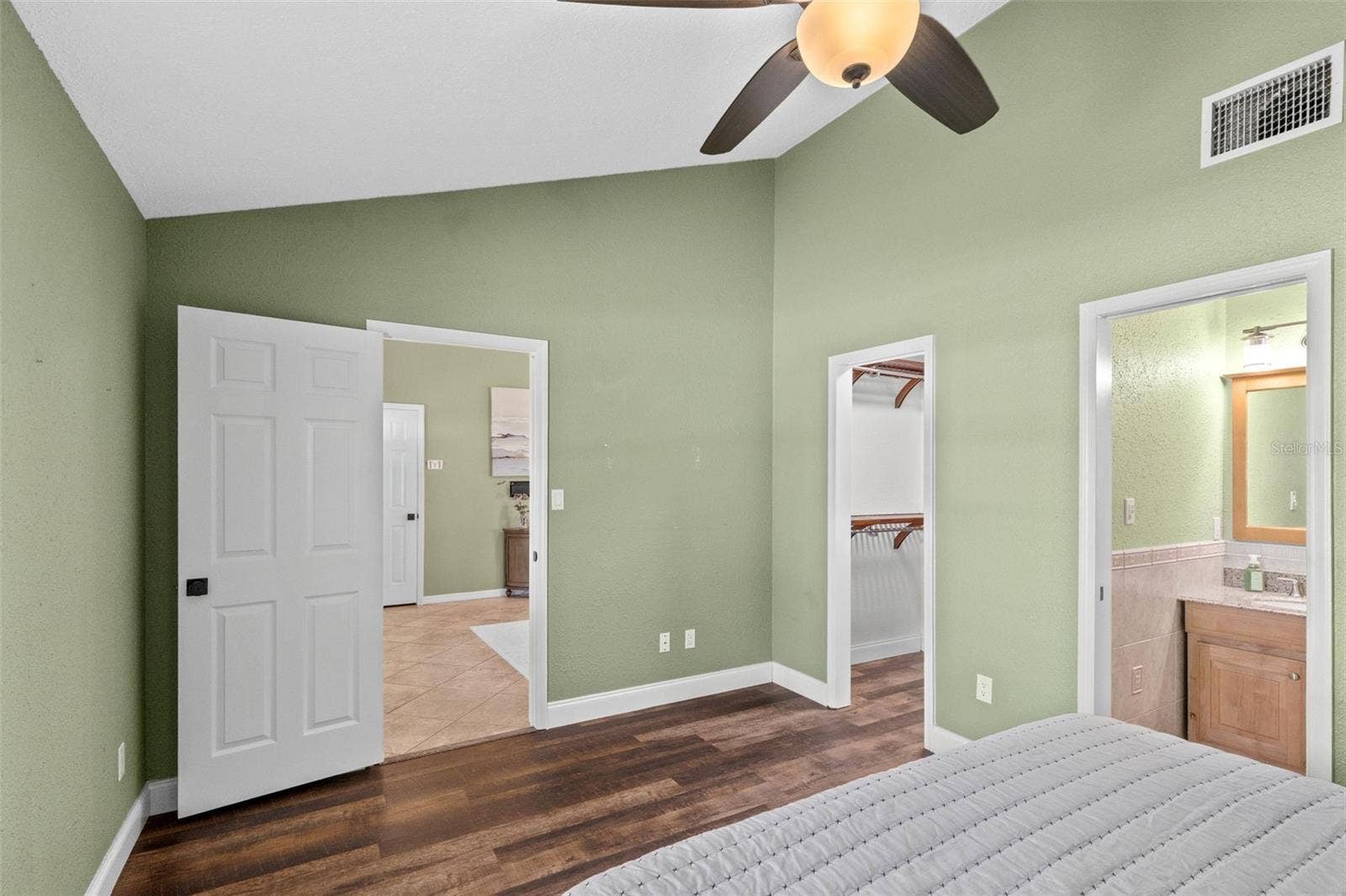 417 HOLLY COURT, Winter Springs, FL 32708 417 HOLLY COURT, Winter Springs, FL 32708