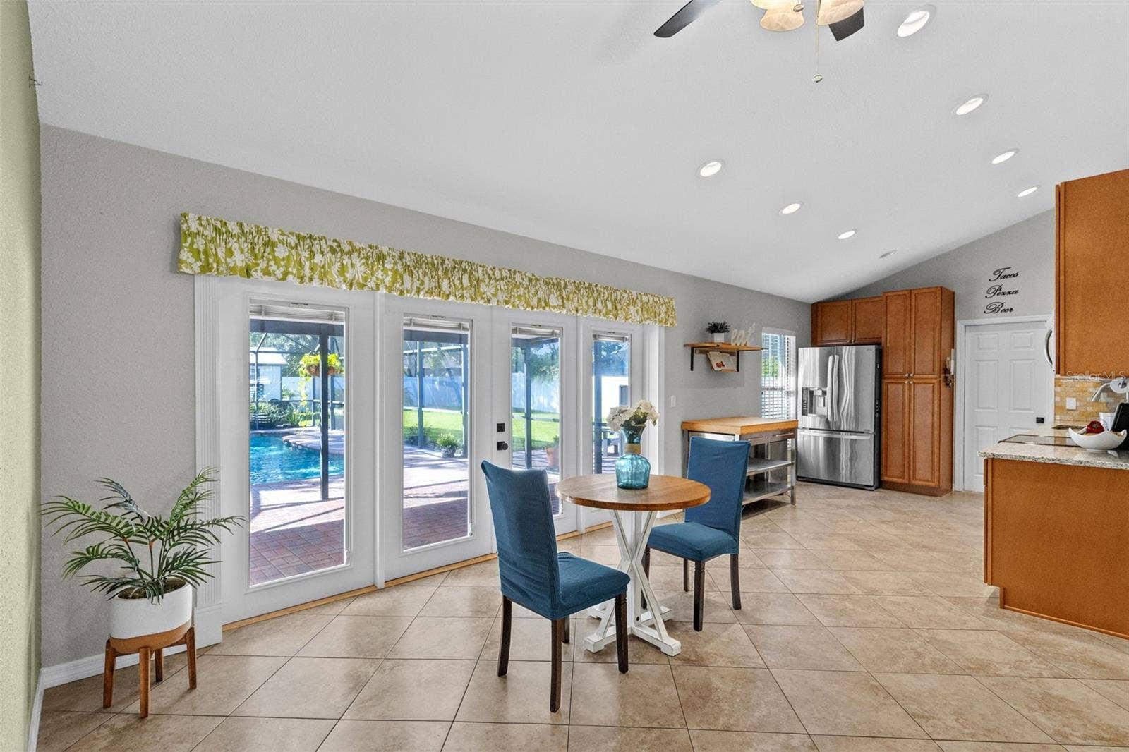 417 HOLLY COURT, Winter Springs, FL 32708 Dining space w/Blinds in glass french doors