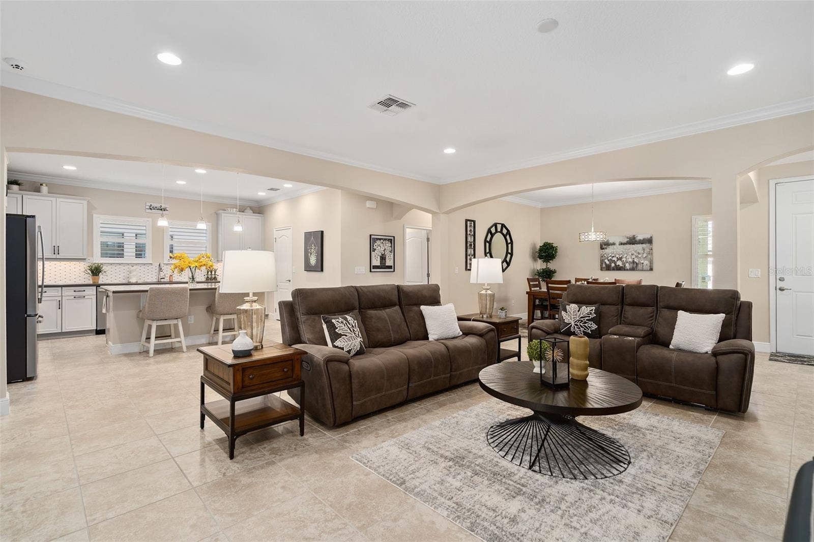 2607 CLEMSON RIDGE COURT, Clermont, FL 34715 This is a Great Open Floor Plan
