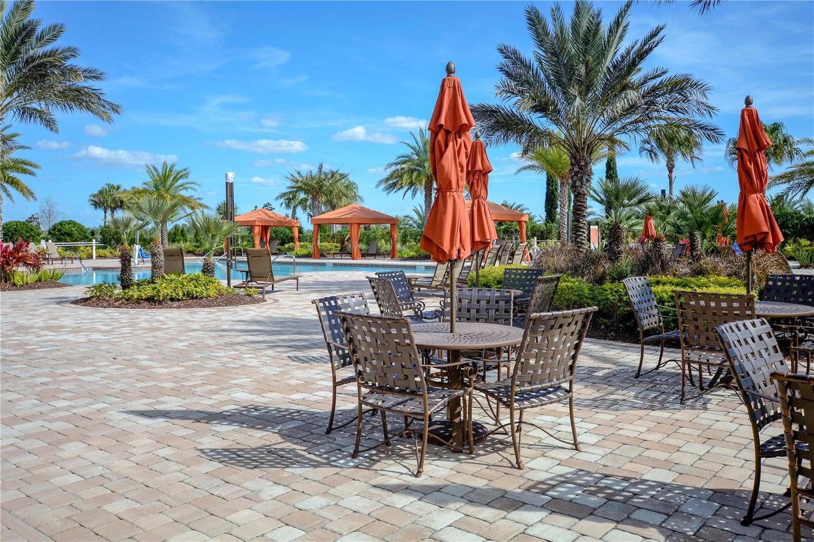 2607 CLEMSON RIDGE COURT, Clermont, FL 34715 Enjoy the Lush Landscaping while relaxing and enjoying yourself.